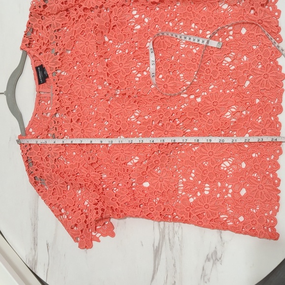 Liz Claiborne Salmon Color Lace Top Size PXL (petite extra large) - Picture 10 of 13